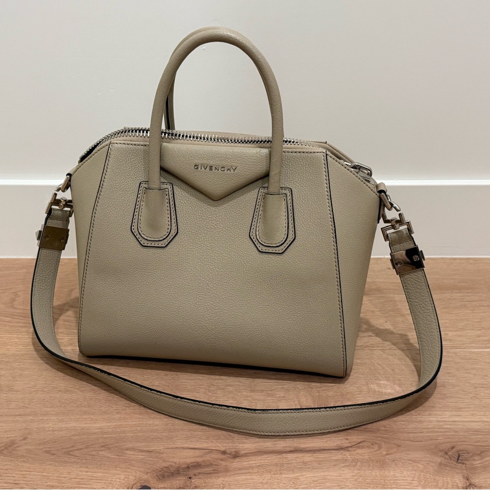 Givenchy Small Antigona Leather Satchel